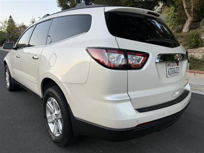 2013 Chevrolet Traverse LT   - Photo 5 - Reseda, CA 91335