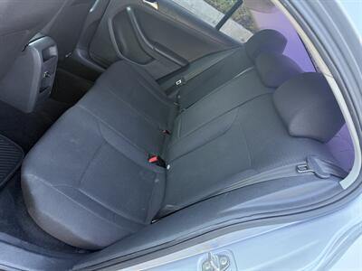 2015 Volkswagen Jetta S   - Photo 19 - Reseda, CA 91335