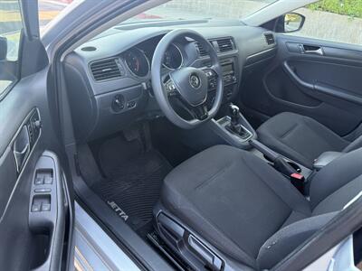 2015 Volkswagen Jetta S   - Photo 12 - Reseda, CA 91335
