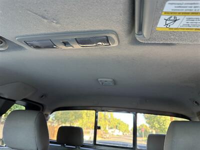 2010 Nissan Frontier SE   - Photo 18 - Reseda, CA 91335