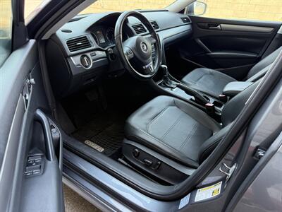 2014 Volkswagen Passat 1.8T S PZEV  Wolfsburg Edition - Photo 13 - Reseda, CA 91335