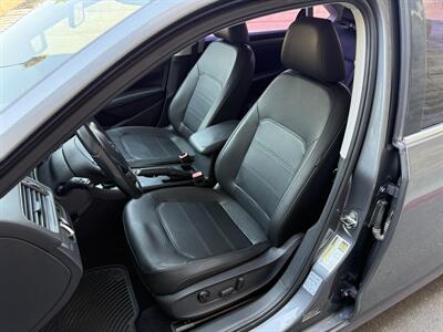 2014 Volkswagen Passat 1.8T S PZEV  Wolfsburg Edition - Photo 10 - Reseda, CA 91335