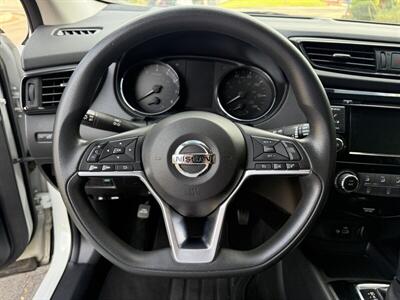 2019 Nissan Rogue Sport S   - Photo 14 - Reseda, CA 91335