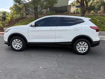 2019 Nissan Rogue Sport S   - Photo 4 - Reseda, CA 91335