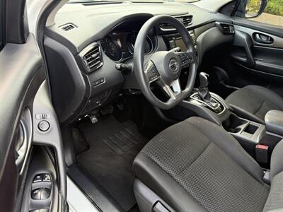 2019 Nissan Rogue Sport S   - Photo 12 - Reseda, CA 91335