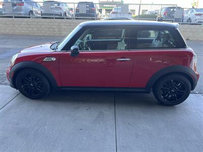 2013 MINI Hardtop Cooper   - Photo 4 - Reseda, CA 91335