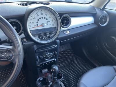 2013 MINI Hardtop Cooper   - Photo 17 - Reseda, CA 91335