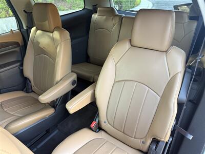 2016 Buick Enclave Premium   - Photo 21 - Reseda, CA 91335