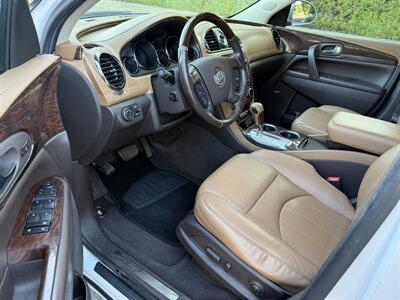 2016 Buick Enclave Premium   - Photo 14 - Reseda, CA 91335