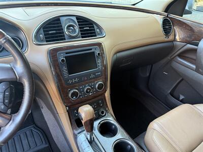 2016 Buick Enclave Premium   - Photo 18 - Reseda, CA 91335