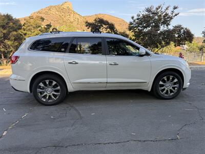 2016 Buick Enclave Premium   - Photo 8 - Reseda, CA 91335