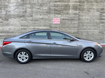 2013 Hyundai SONATA GLS   - Photo 8 - Reseda, CA 91335