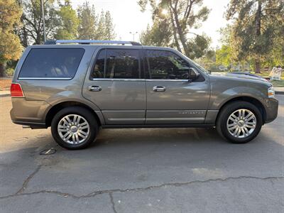 2013 Lincoln Navigator   - Photo 8 - Reseda, CA 91335
