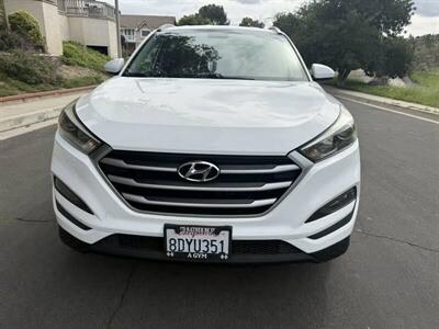 2018 Hyundai TUCSON SE   - Photo 2 - Reseda, CA 91335