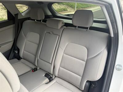 2018 Hyundai TUCSON SE   - Photo 22 - Reseda, CA 91335