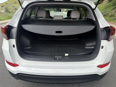 2018 Hyundai TUCSON SE   - Photo 25 - Reseda, CA 91335