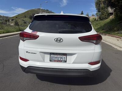 2018 Hyundai TUCSON SE   - Photo 6 - Reseda, CA 91335