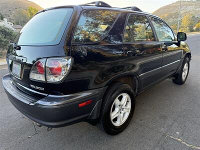 2002 Lexus RX 300   - Photo 7 - Reseda, CA 91335