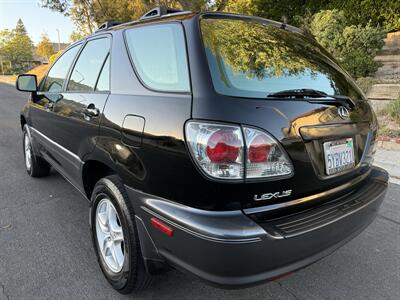 2002 Lexus RX 300   - Photo 5 - Reseda, CA 91335