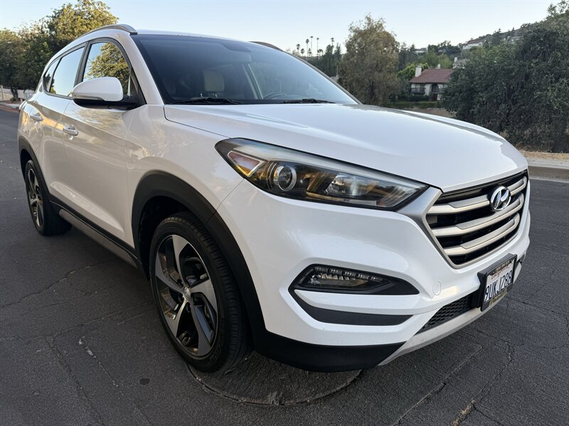 2017 Hyundai Tucson Sport   - Photo 1 - Reseda, CA 91335