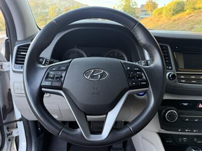 2017 Hyundai Tucson Sport   - Photo 15 - Reseda, CA 91335