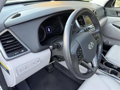 2017 Hyundai Tucson Sport   - Photo 14 - Reseda, CA 91335