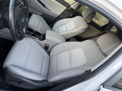 2017 Hyundai Tucson Sport   - Photo 11 - Reseda, CA 91335