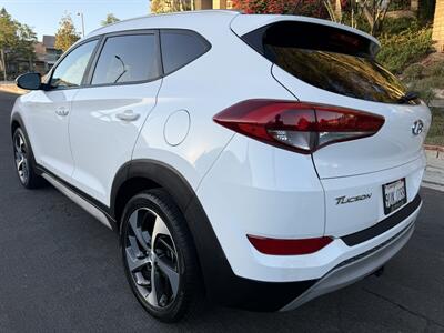 2017 Hyundai Tucson Sport   - Photo 5 - Reseda, CA 91335