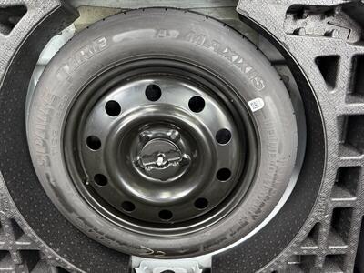 2010 Ford Edge SEL   - Photo 25 - Reseda, CA 91335