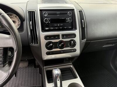 2010 Ford Edge SEL   - Photo 16 - Reseda, CA 91335