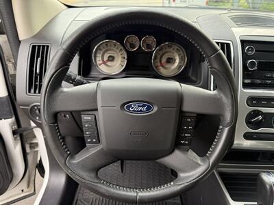 2010 Ford Edge SEL   - Photo 15 - Reseda, CA 91335