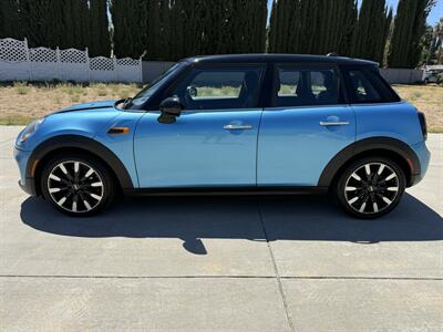 2015 MINI Cooper Cooper   - Photo 4 - Reseda, CA 91335