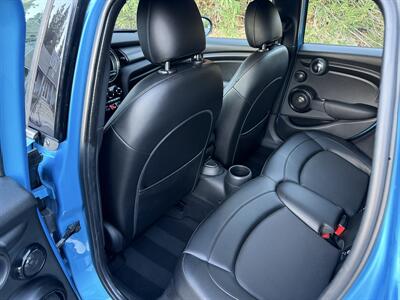 2015 MINI Cooper Cooper   - Photo 20 - Reseda, CA 91335