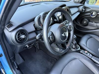2015 MINI Cooper Cooper   - Photo 14 - Reseda, CA 91335