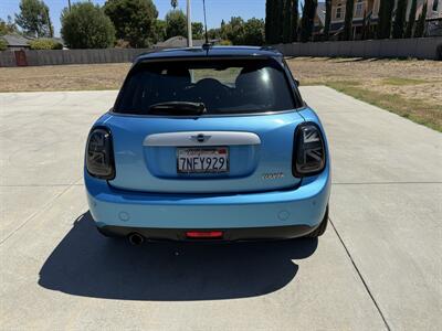 2015 MINI Cooper Cooper   - Photo 6 - Reseda, CA 91335