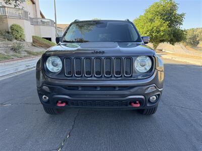 2017 Jeep Renegade Trailhawk   - Photo 2 - Reseda, CA 91335