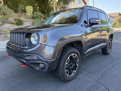 2017 Jeep Renegade Trailhawk   - Photo 3 - Reseda, CA 91335