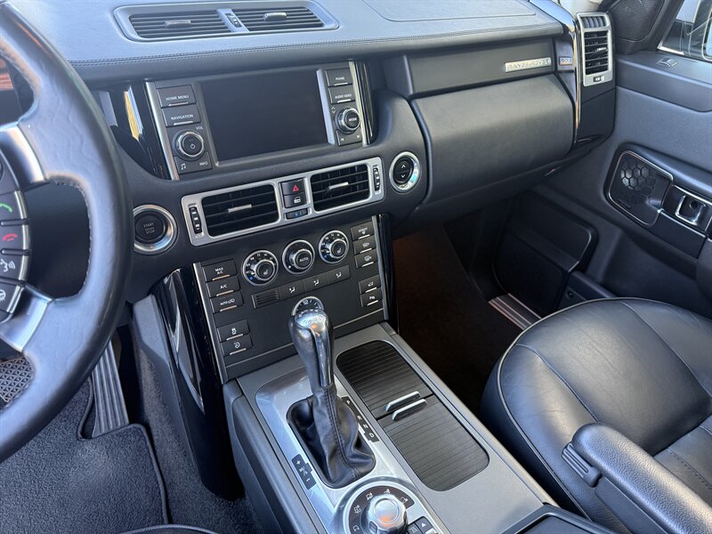 2012 Land Rover Range Rover HSE photo 31