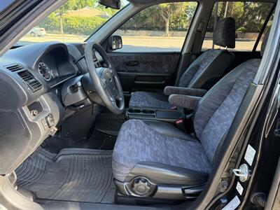 2004 Honda CR-V LX   - Photo 11 - Reseda, CA 91335