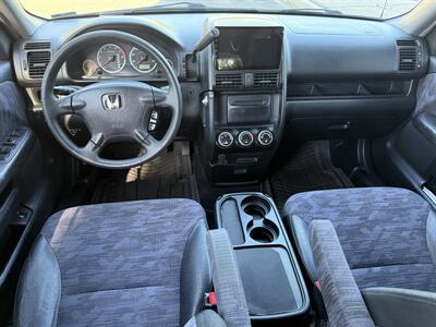 2004 Honda CR-V LX   - Photo 10 - Reseda, CA 91335