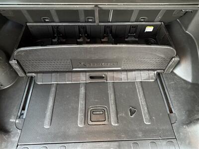 2012 Nissan Xterra X   - Photo 23 - Reseda, CA 91335