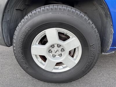 2012 Nissan Xterra X   - Photo 26 - Reseda, CA 91335