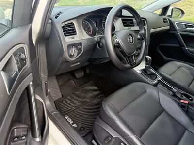 2016 Volkswagen Golf SportWagen TSI Limited Edition   - Photo 14 - Reseda, CA 91335