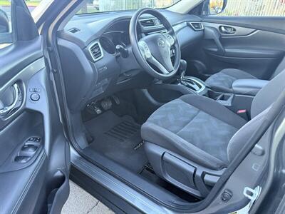 2016 Nissan Rogue S   - Photo 13 - Reseda, CA 91335