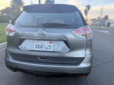 2016 Nissan Rogue S   - Photo 6 - Reseda, CA 91335