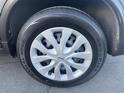 2016 Nissan Rogue S   - Photo 30 - Reseda, CA 91335