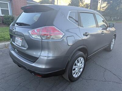 2016 Nissan Rogue S   - Photo 7 - Reseda, CA 91335