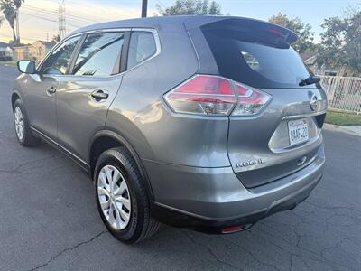 2016 Nissan Rogue S   - Photo 5 - Reseda, CA 91335