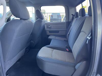 2010 Dodge Ram 1500 SLT 4dr Quad Cab   - Photo 19 - Reseda, CA 91335