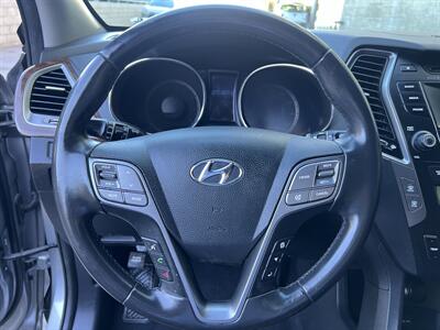 2013 Hyundai SANTA FE Limited   - Photo 14 - Reseda, CA 91335